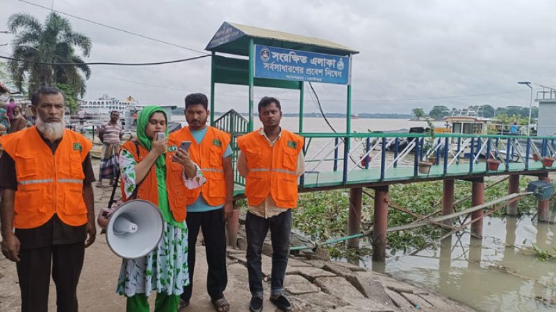 ঘূর্ণিঝড় হামুন মোকাবিলায় বরিশালে চলছে প্রচারণা