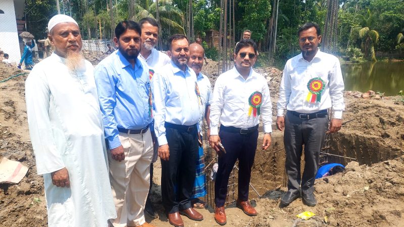 উজিরপুর পৌরসভায় দারুল উলুম ইসলামিয়া মাদীনা মাদরাসার শুভ উদ্বোধন করেন-প্রধান অতিথি ইউএনও আলী সুজা