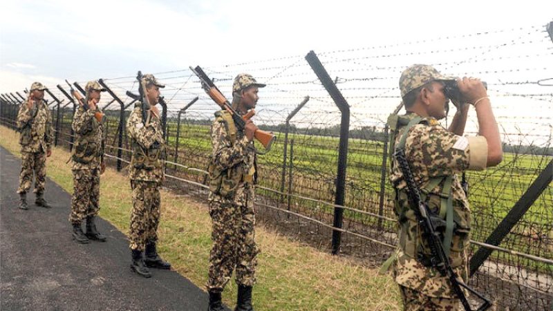 বাংলাদেশ আতঙ্কে ভারত, সীমান্তে বাড়াল নিরাপত্তা