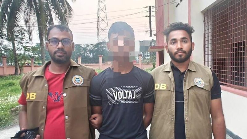 গ্রেপ্তার আসামি ইমরান মুন্সি