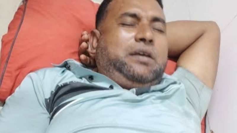 চাঁদা না দেওয়ায় বরিশালে মোটর মেকানিক ইউনিয়নের সহ-সভাপতির ওপর হামলা, মানববন্ধনের ডাক