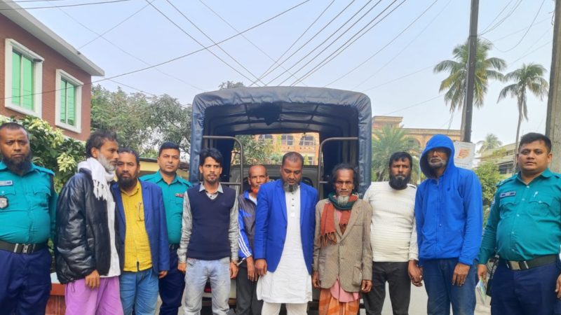 বিআরটিসি কাউন্টারে জুয়া খেলার অভিযোগে ৮ জনের বিরুদ্ধে মামলা