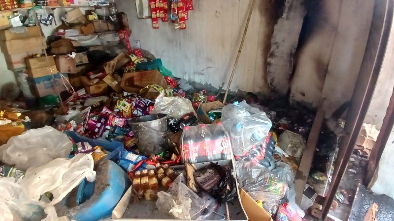 নগরীর কাজিপাড়ায় আগুনে দোকান পুড়ে ৫ লাখ টাকার ক্ষতি সাধন